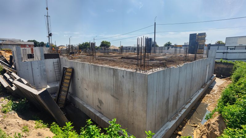 Commercial Slab Construction in Commerce City, CO